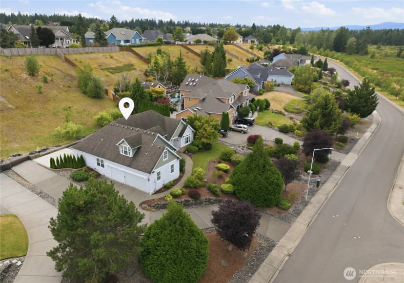 Property photo for 9245 Piperhill Drive Se, Olympia photo 3