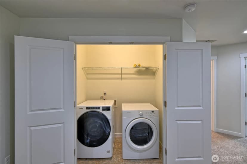 Property photo for 14023 34th Drive Se #b, Mill Creek photo 20