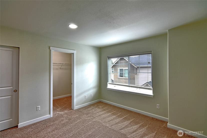Property photo for 14023 34th Drive Se #b, Mill Creek photo 24