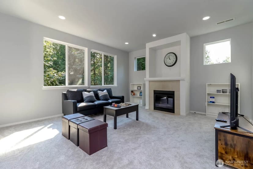 Property photo for 2828 S 357th Court, Federal Way photo 16