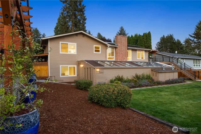 Property photo for 13730 Se 23rd Lane, Bellevue