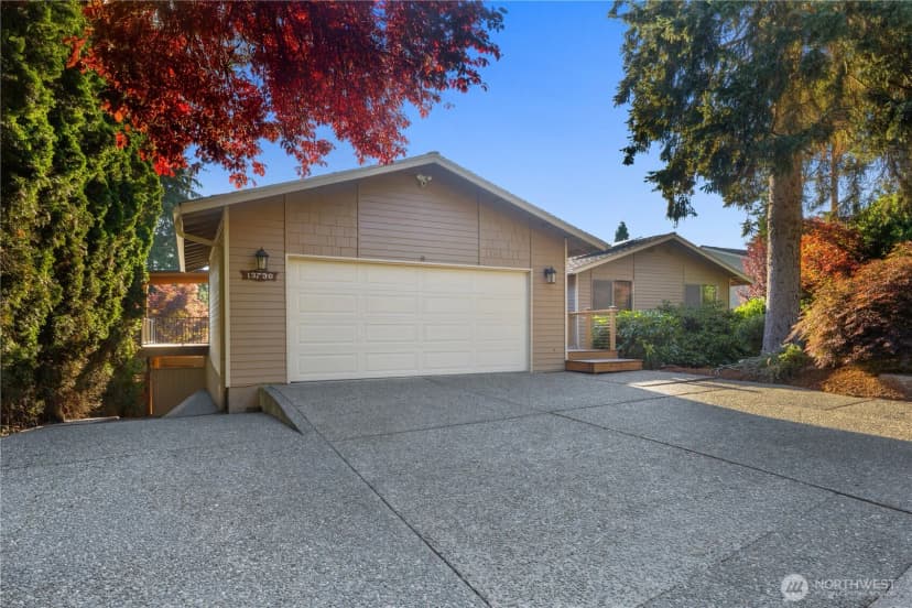 Property photo for 13730 Se 23rd Lane, Bellevue