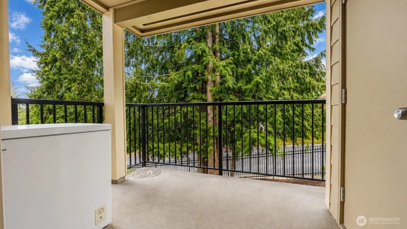 Property photo for 28307 18th Avenue S #b201, Federal Way photo 8