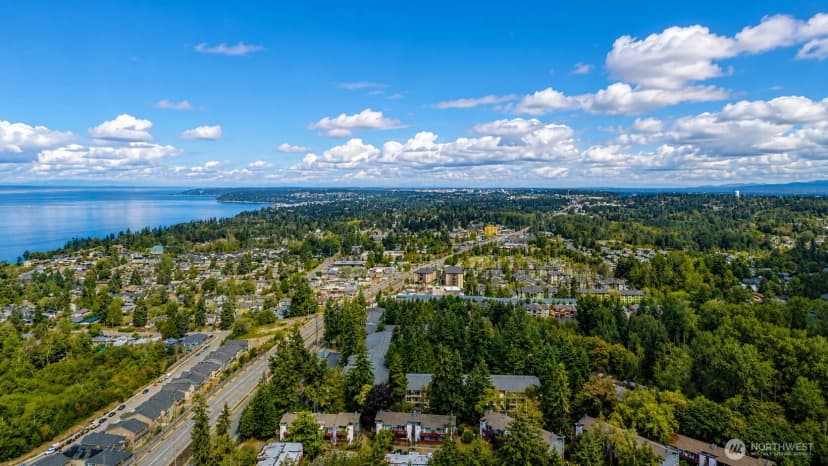 Property photo for 28307 18th Avenue S #b201, Federal Way photo 24