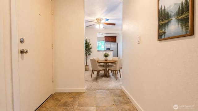 Property photo for 28307 18th Avenue S #b201, Federal Way photo 2