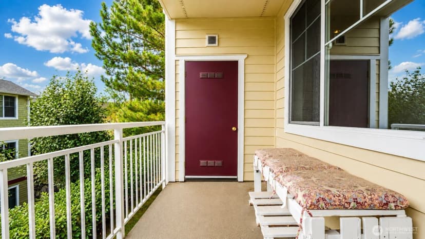 Property photo for 13000 Admiralty Way #c205, Everett photo 10