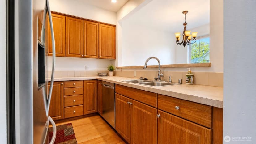 Property photo for 13000 Admiralty Way #c205, Everett photo 8