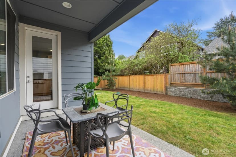 Property photo for 8215 Ne 126th Drive, Kirkland photo 24