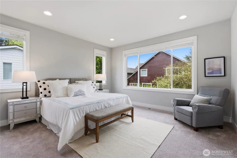 Property photo for 8215 Ne 126th Drive, Kirkland photo 15