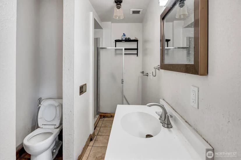 Property photo for 5522 12th Avenue Ne, Seattle photo 13