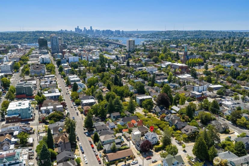 Property photo for 5522 12th Avenue Ne, Seattle photo 26