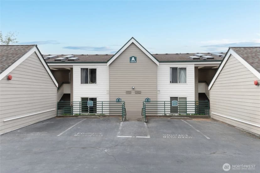 Property photo for 15315 Sunwood Boulevard #a202, Tukwila photo 20