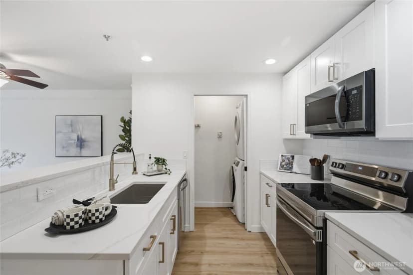 Property photo for 15315 Sunwood Boulevard #a202, Tukwila photo 9