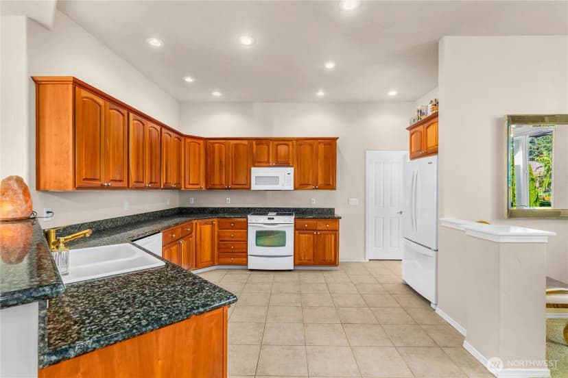 Property photo for 3847 Prestwick Lane Se, Olympia photo 14