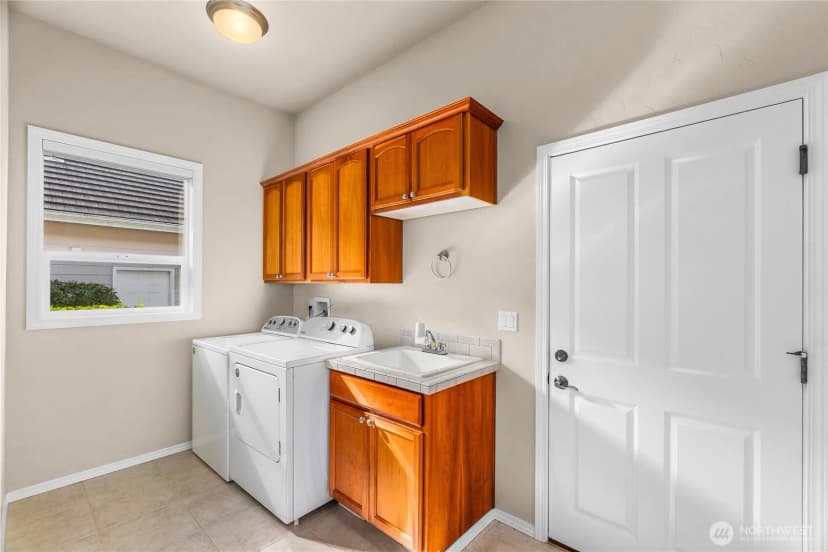 Property photo for 3847 Prestwick Lane Se, Olympia photo 18