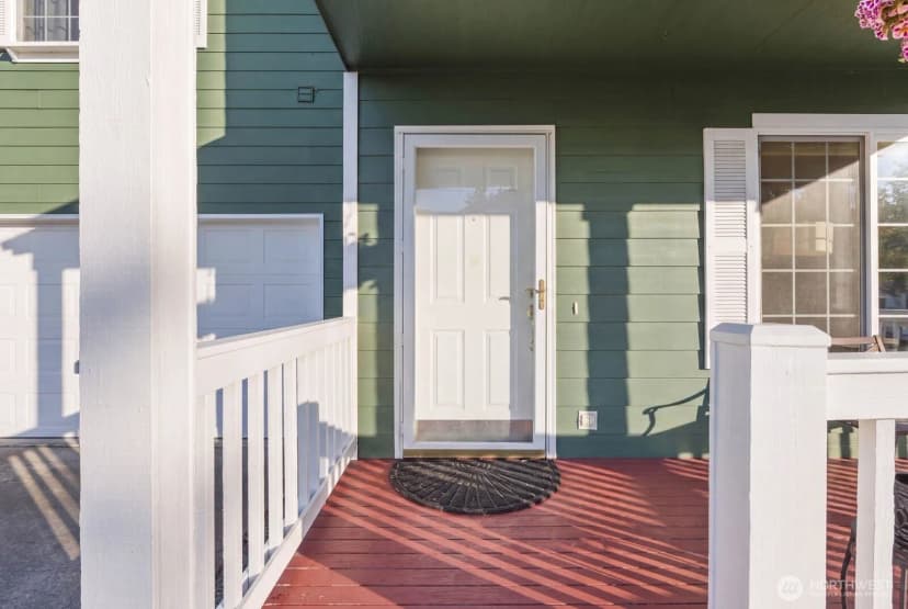 Property photo for 6260 Alexis Drive Ne, Bremerton photo 2