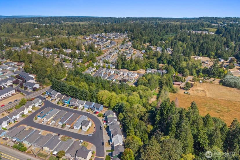 Property photo for 6260 Alexis Drive Ne, Bremerton photo 27