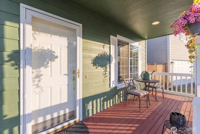 Property photo for 6260 Alexis Drive Ne, Bremerton photo 3