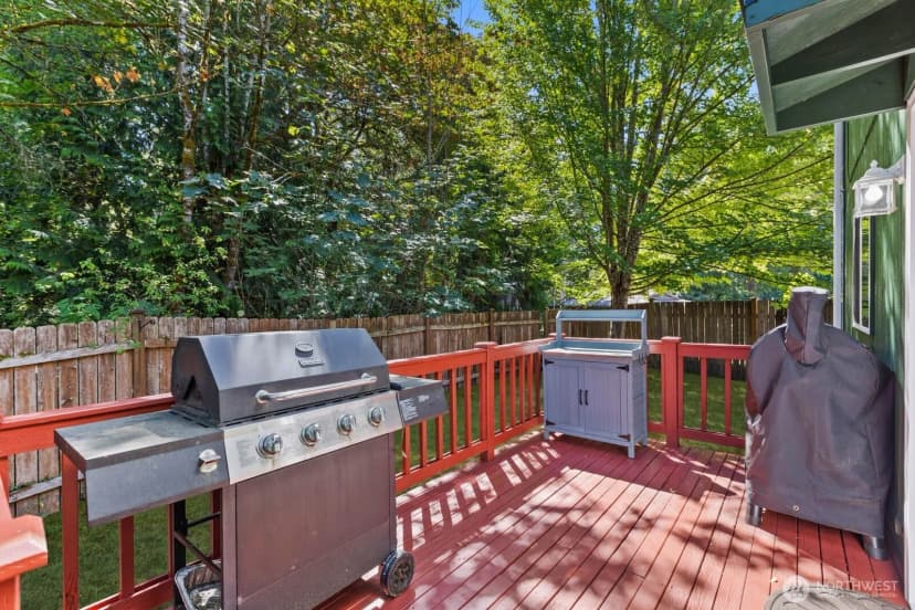 Property photo for 6260 Alexis Drive Ne, Bremerton photo 21