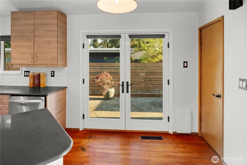 Property photo for 263 N 171st Street, Shoreline photo 13