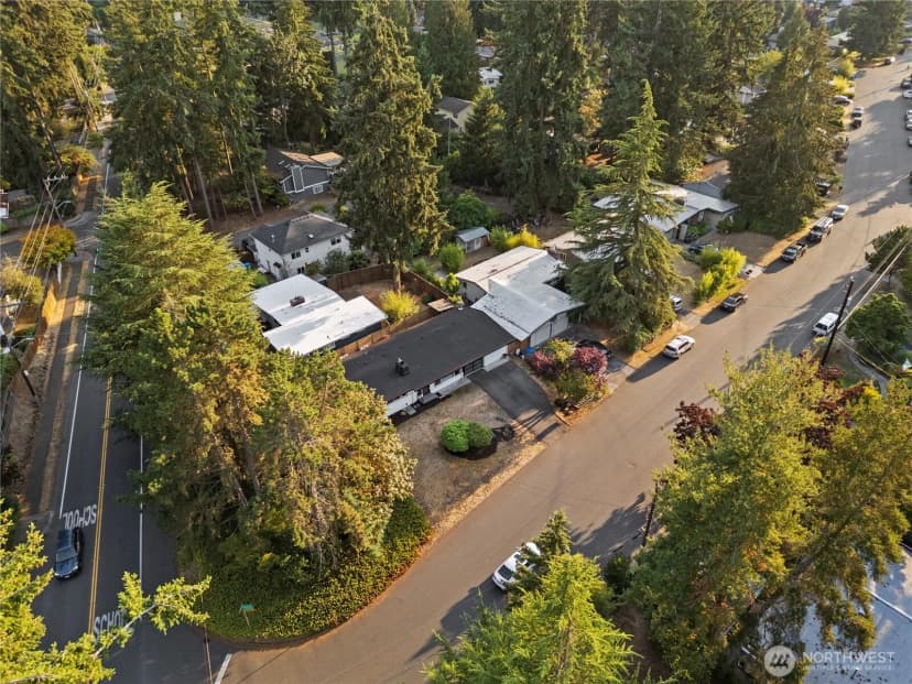 Property photo for 263 N 171st Street, Shoreline photo 39