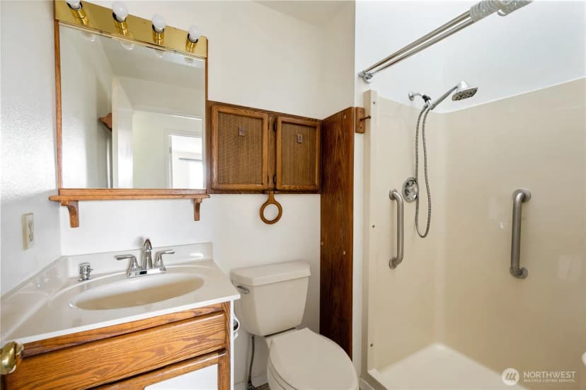 Property photo for 5506 Sehome Court, Blaine photo 17