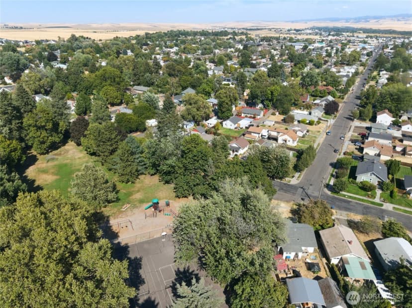 Property photo for 404 N Division Street, Walla Walla photo 36