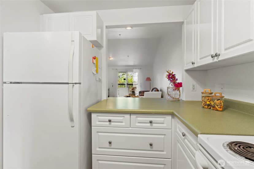 Property photo for 23339 Cedar Way #a302, Mountlake Terrace photo 23