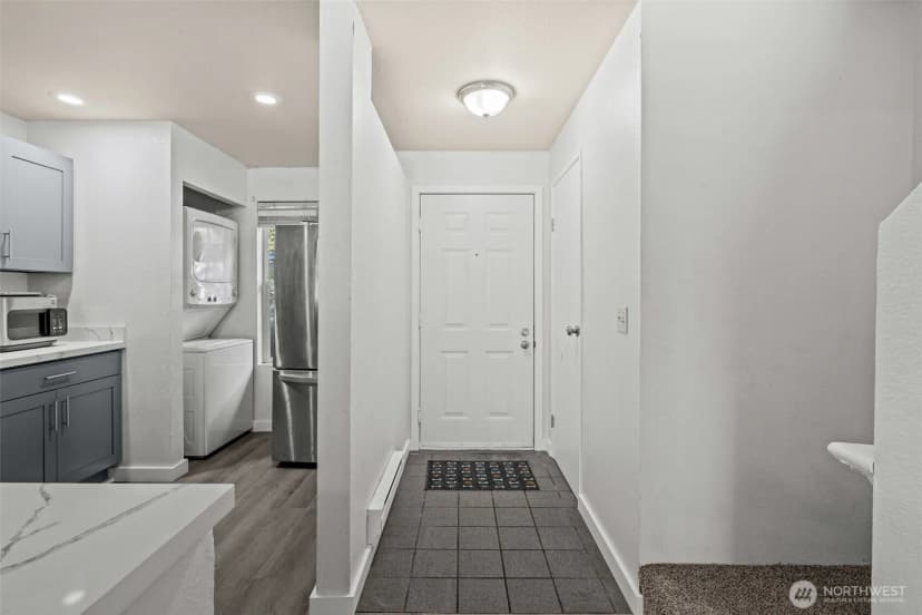 Property photo for 2100 S 336th Street #p4, Federal Way photo 4