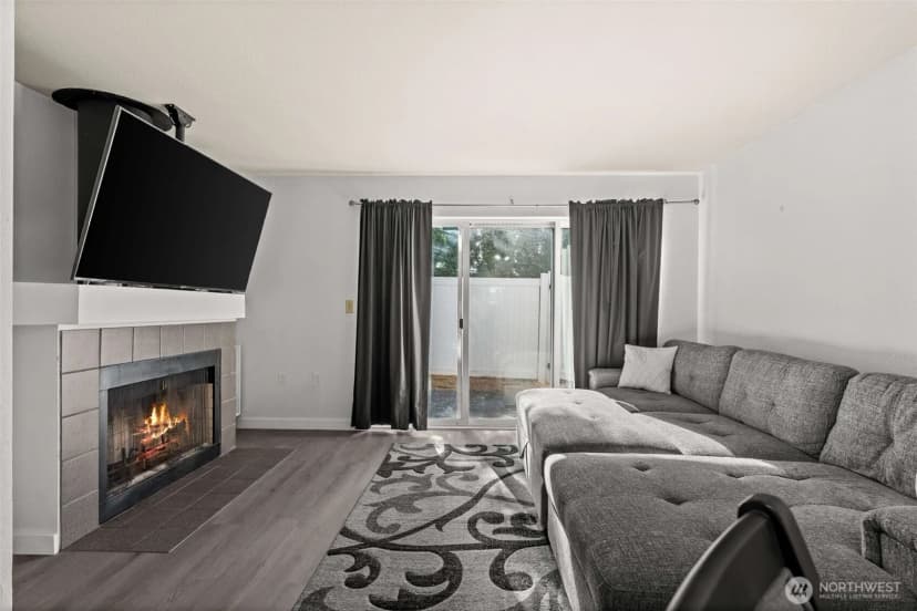 Property photo for 2100 S 336th Street #p4, Federal Way photo 9