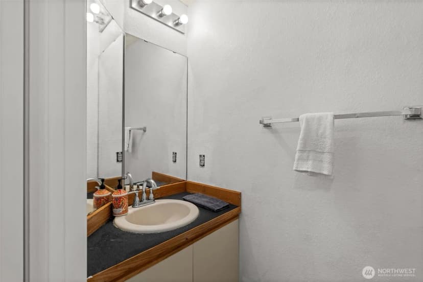 Property photo for 2100 S 336th Street #p4, Federal Way photo 15