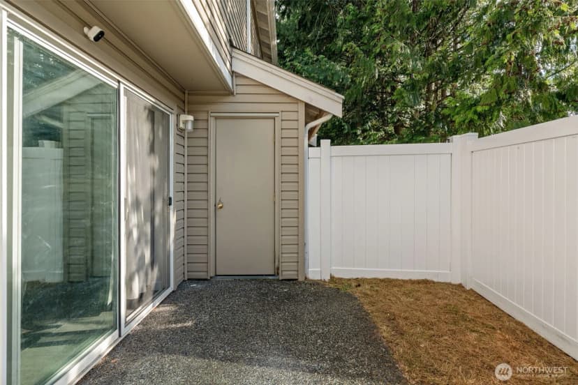 Property photo for 2100 S 336th Street #p4, Federal Way photo 29