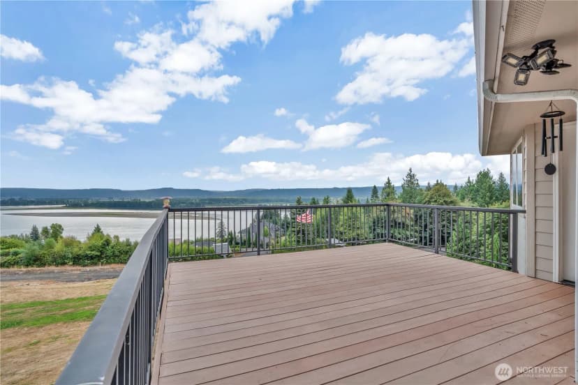 Property photo for 1663 E State Route 4, Cathlamet photo 35