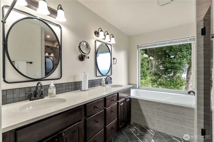 Property photo for 1663 E State Route 4, Cathlamet photo 18