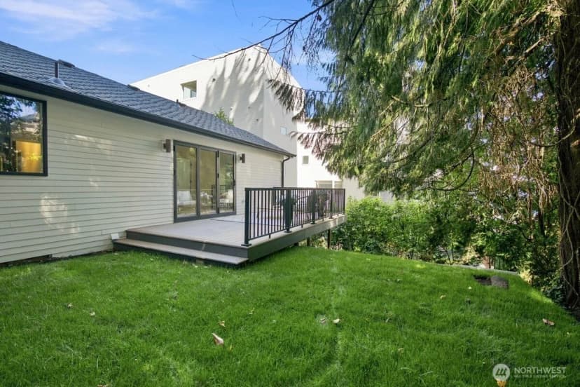 Property photo for 4011 Sw Maryland Place, Seattle photo 27