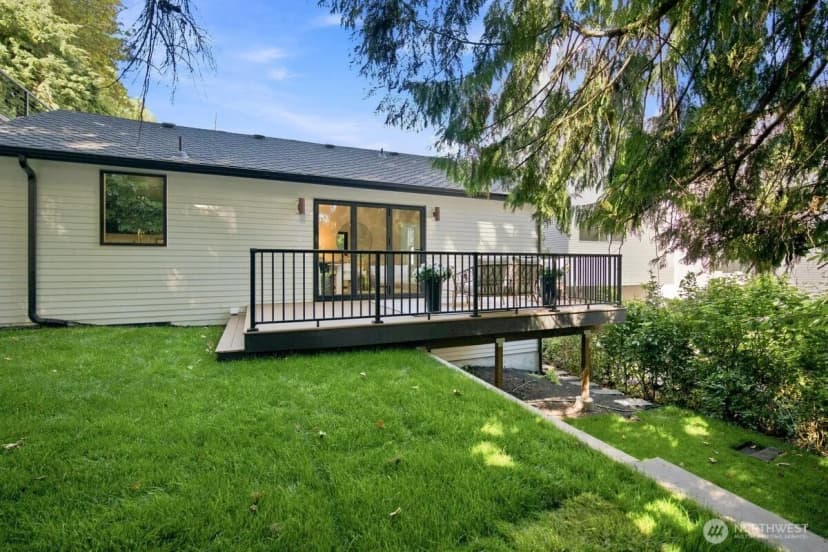 Property photo for 4011 Sw Maryland Place, Seattle photo 28