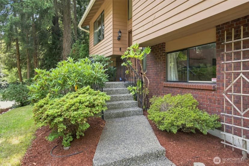 Property photo for 6212 143rd Street Sw, Edmonds photo 11