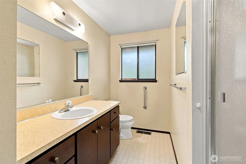 Property photo for 6212 143rd Street Sw, Edmonds photo 26