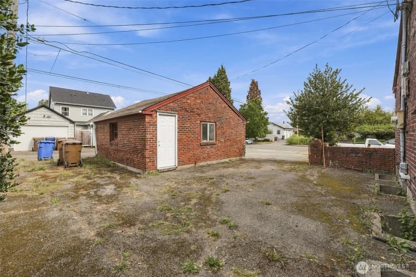 Property photo for 3504 N Monroe Street, Tacoma photo 14