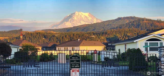 Property photo for 414 Willow Street Sw, Orting