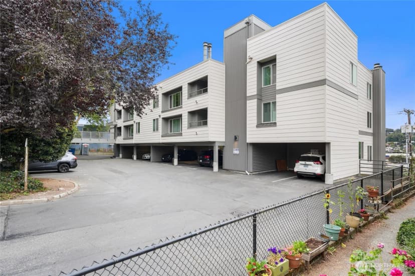 Property photo for 3609 14th Avenue W #208, Seattle photo 22