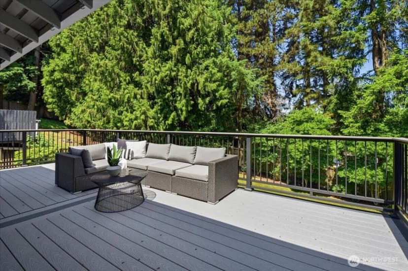 Property photo for 17816 Ne 12th Street, Bellevue photo 30
