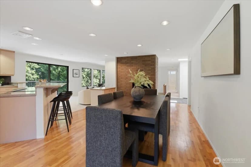 Property photo for 17816 Ne 12th Street, Bellevue photo 10