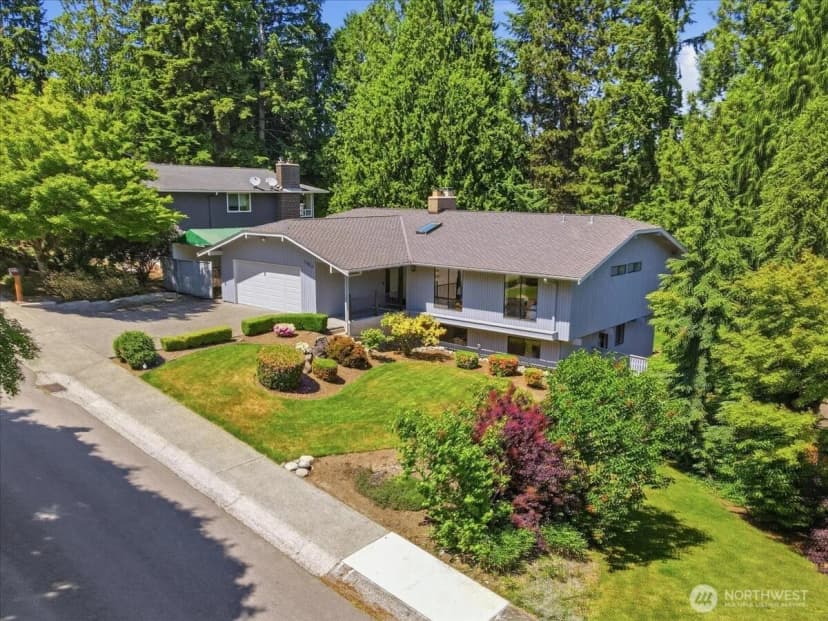Property photo for 17816 Ne 12th Street, Bellevue photo 32