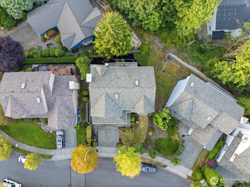 Property photo for 16832 119th Place Ne, Bothell photo 4