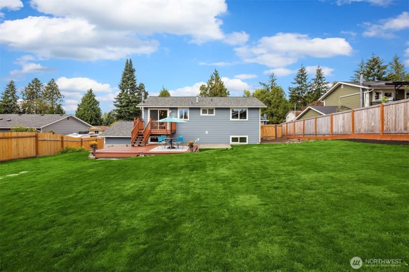 Property photo for 10125 Ne 202nd St, Bothell photo 31