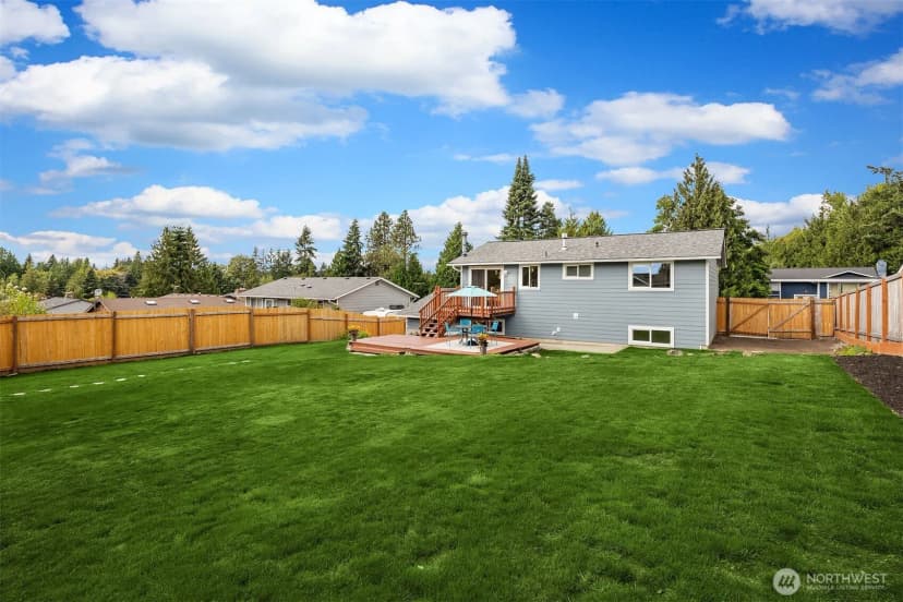 Property photo for 10125 Ne 202nd St, Bothell photo 29