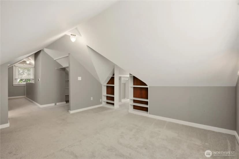 Property photo for 10532 Evanston Avenue N, Seattle photo 27