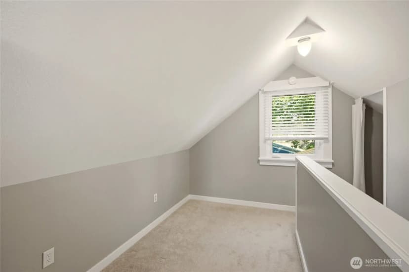 Property photo for 10532 Evanston Avenue N, Seattle photo 23