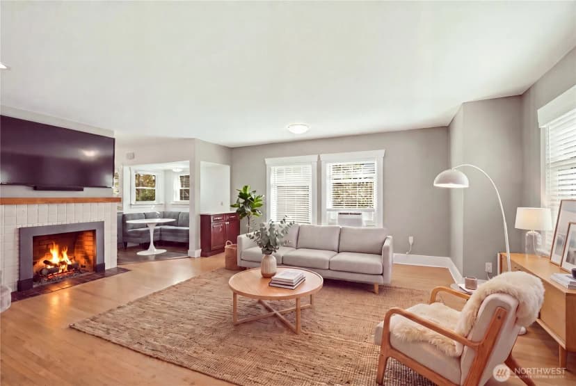 Property photo for 10532 Evanston Avenue N, Seattle photo 8